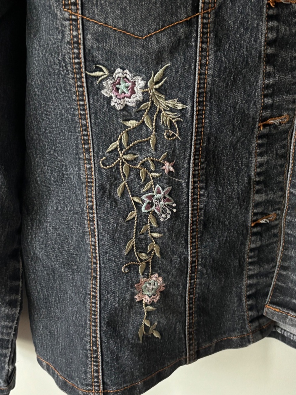 Embroidered Denim Jacket - Picture 2 of 6